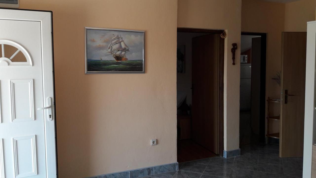 Apartment Ana Gornji Karin Kültér fotó