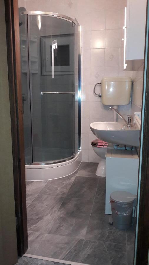 Apartment Ana Gornji Karin Kültér fotó